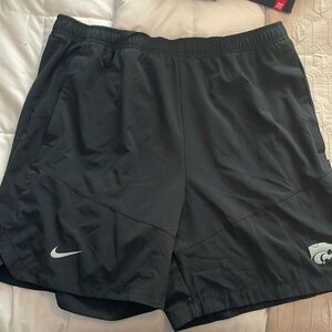 Nike men’s dry fit shorts size XXL Kansas State University wildcats KSU